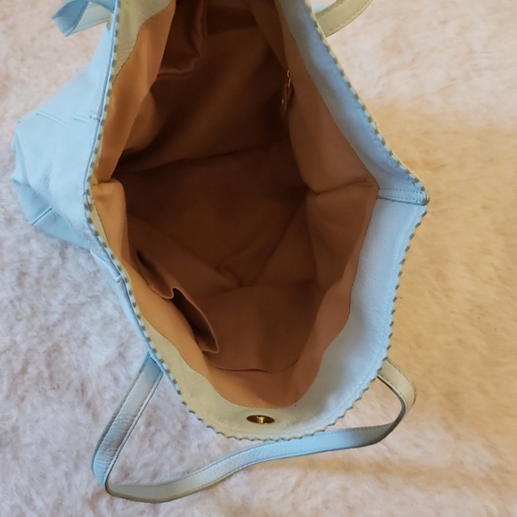 BCBGeneration | Baby Blue Tote - Picture 3 of 5